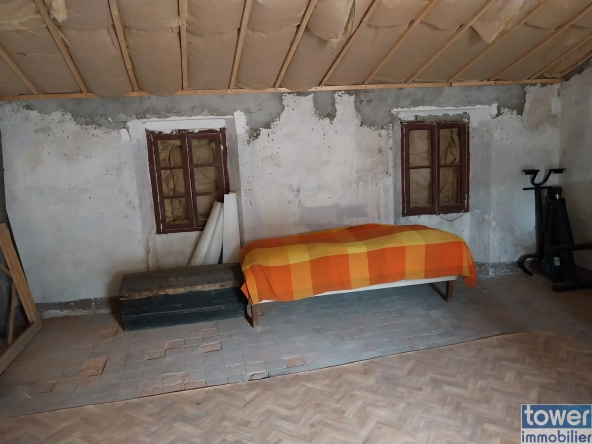 Grande maison de village à vendre à Arles-sur-Tech avec potentiel d'aménagement 