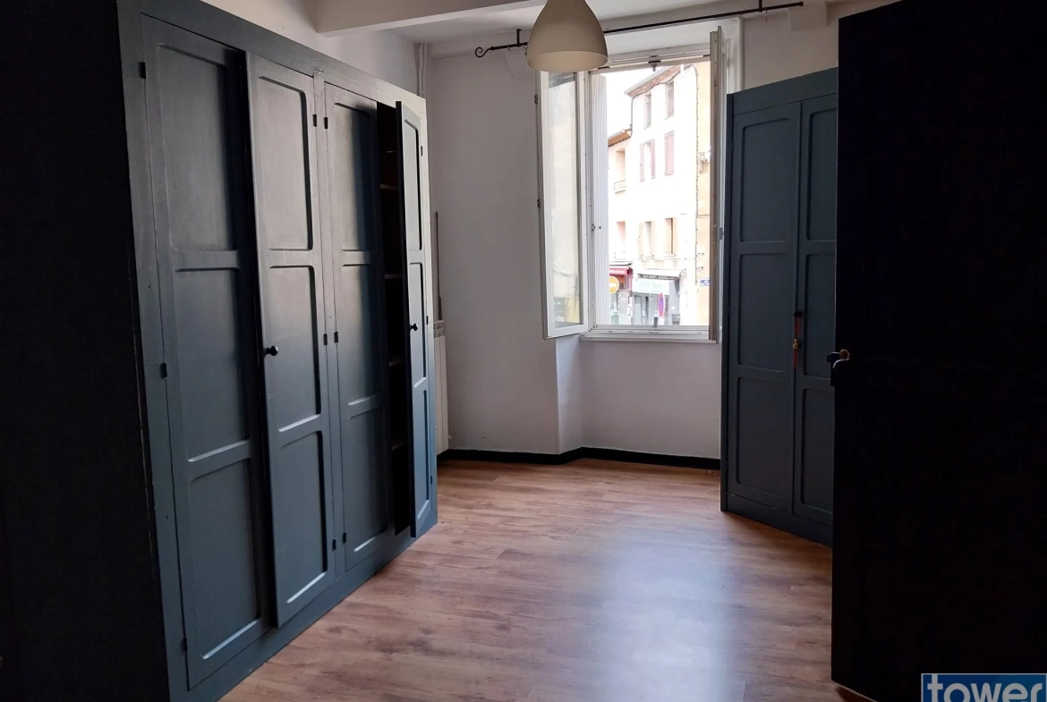 Grande maison de village à vendre à Arles-sur-Tech avec potentiel d'aménagement 