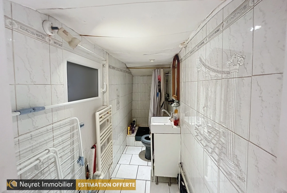 Appartement T2 à Lyon 1er, rue Lanterne, idéal pour investissement ou premier achat 