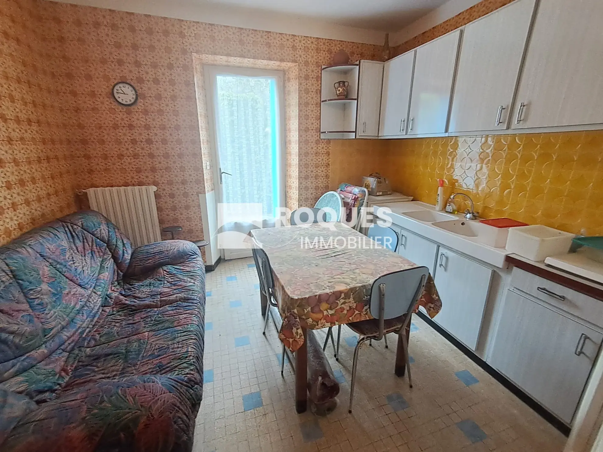 Maison T5 à Saint-Rome de Cernon avec Grand Terrain et Potentiel de Rénovation 