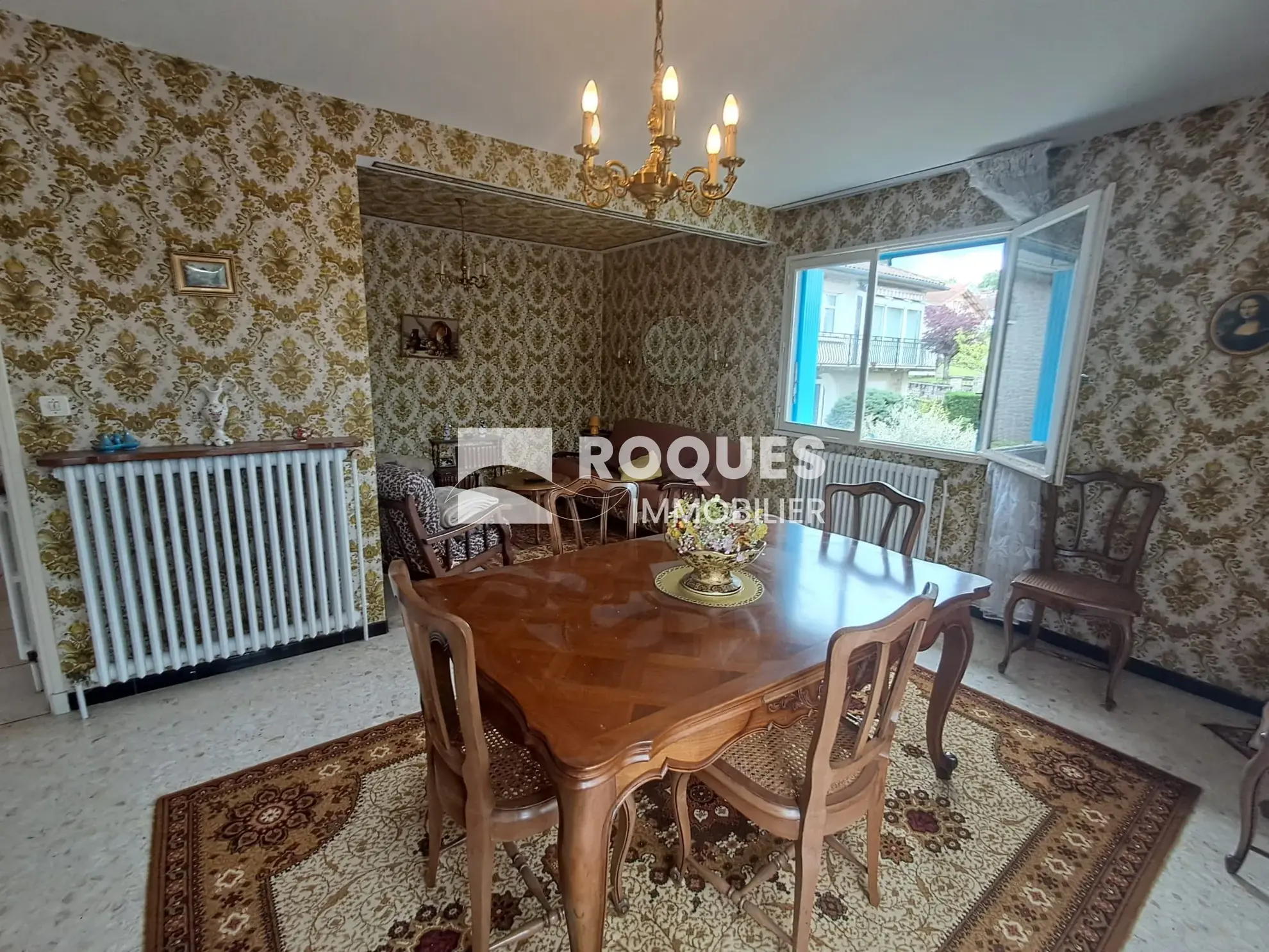 Maison T5 à Saint-Rome de Cernon avec Grand Terrain et Potentiel de Rénovation 