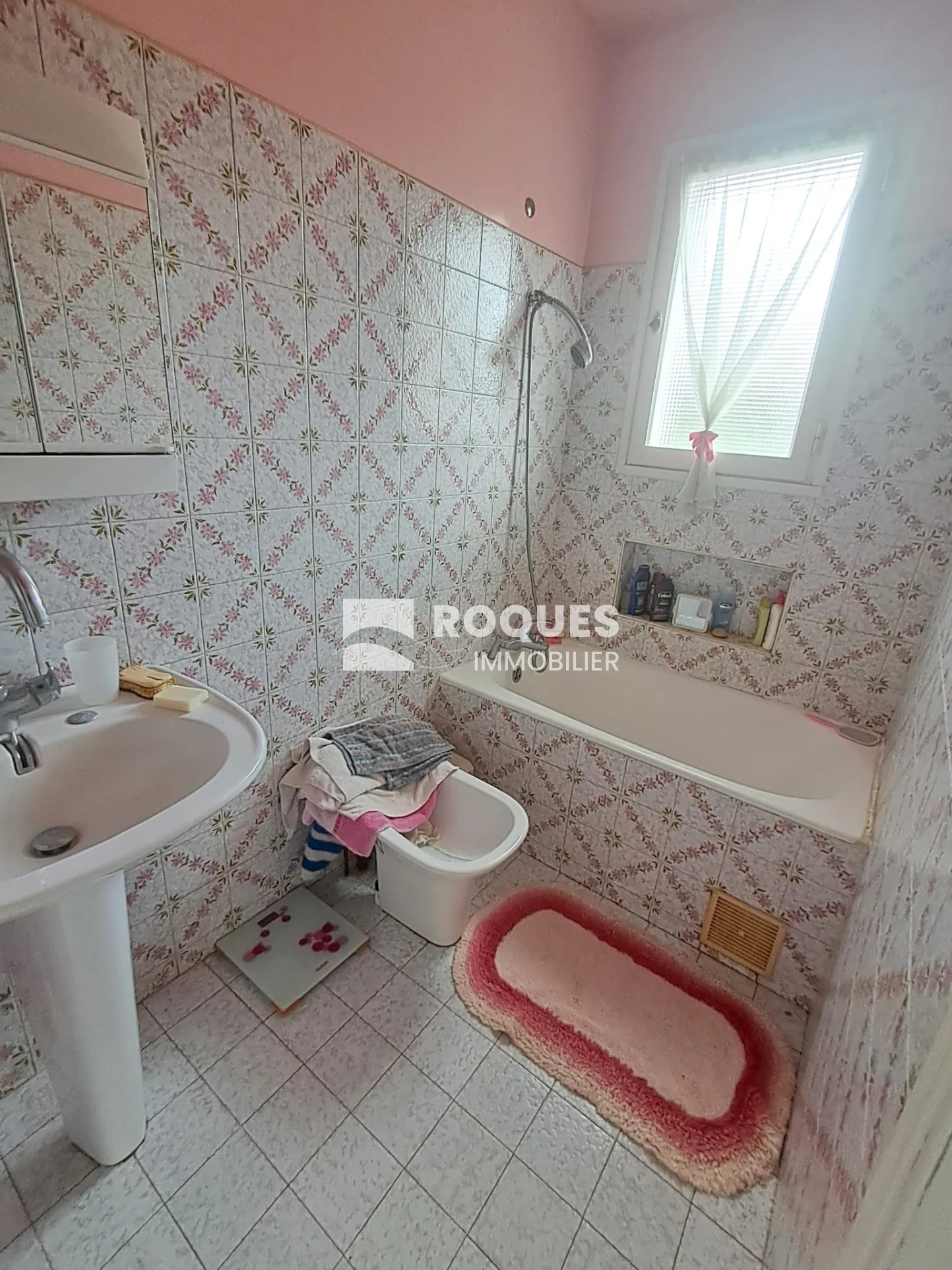 Maison T5 à Saint-Rome de Cernon avec Grand Terrain et Potentiel de Rénovation 