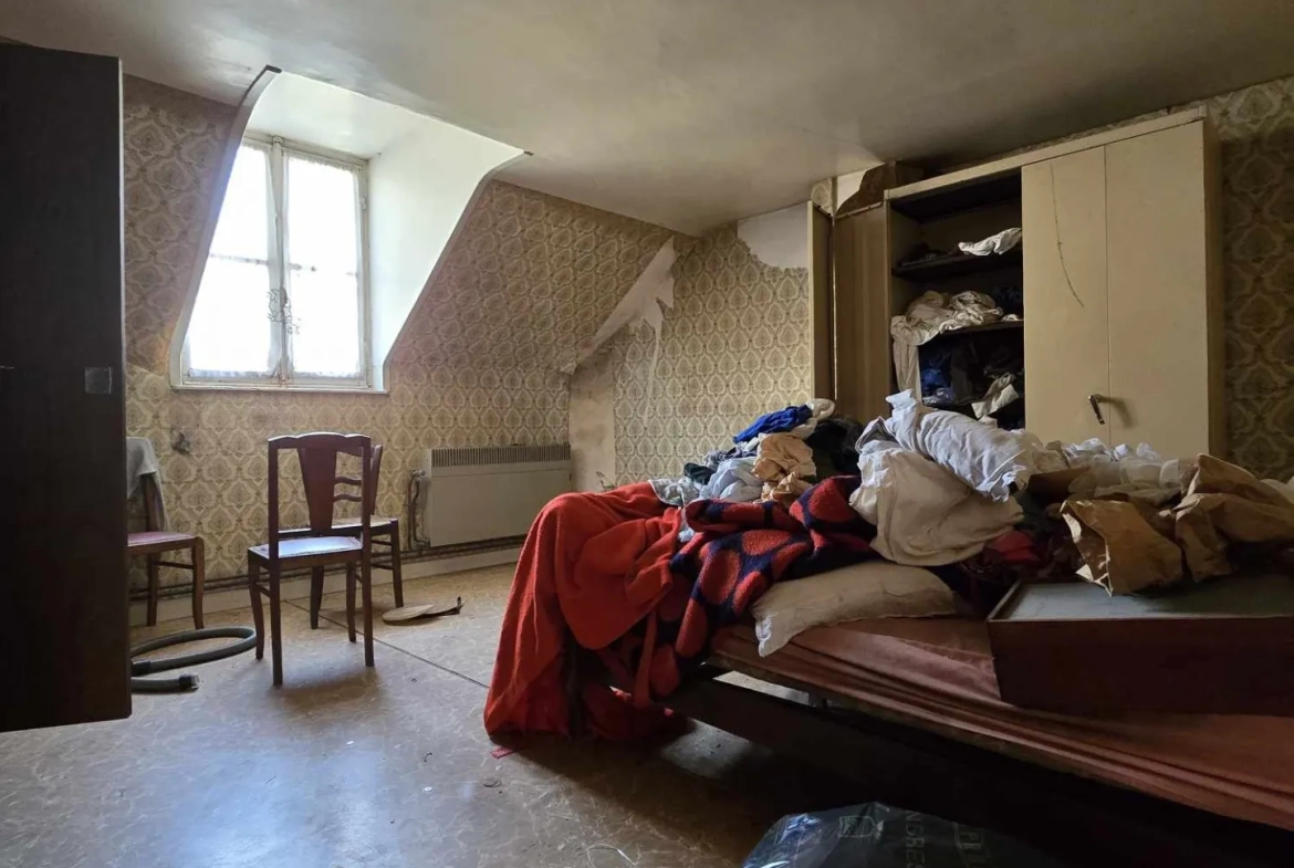 Maison familiale à vendre à Marles les mines - idéal investisseur ou grande famille 