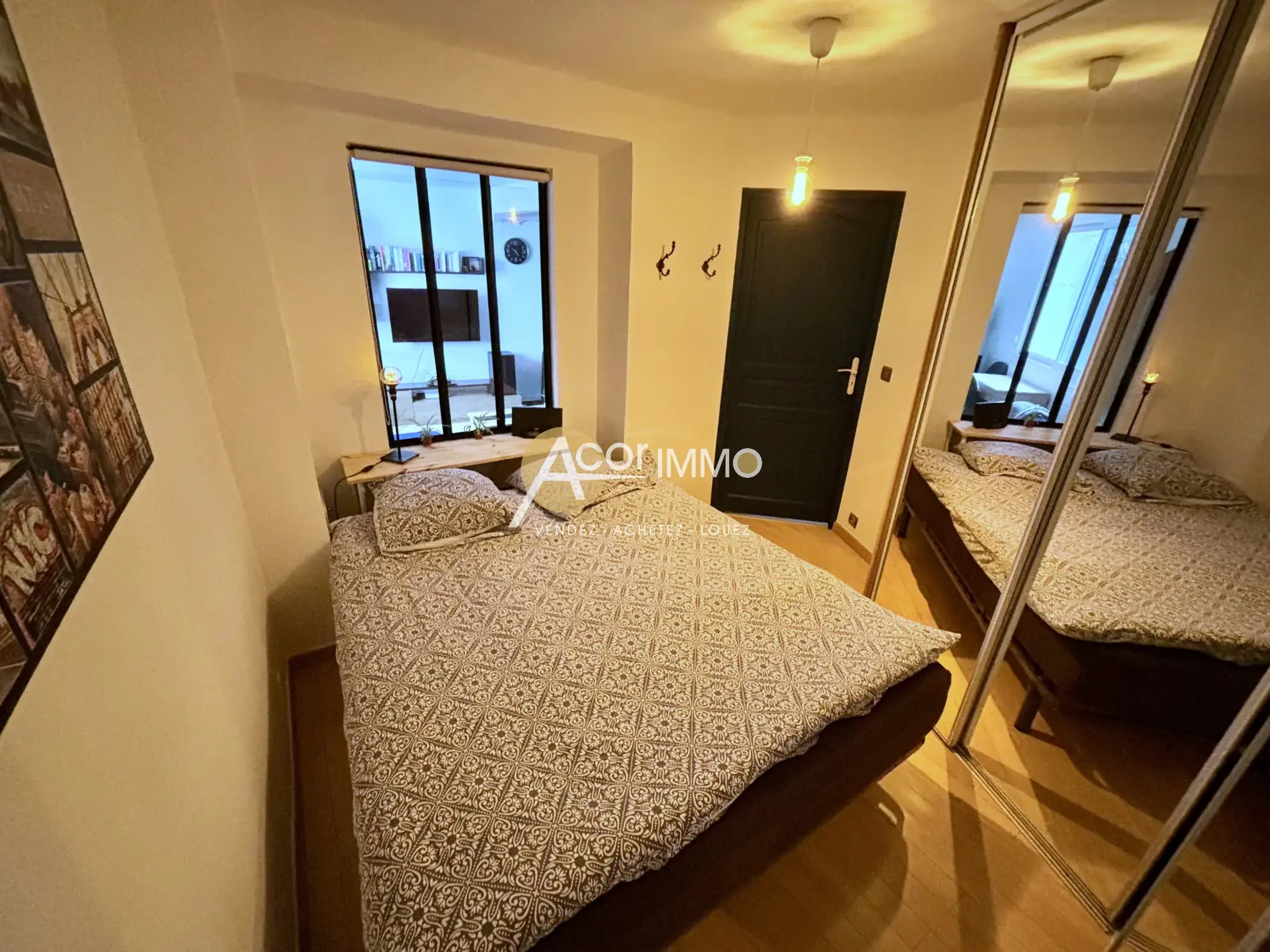 Appartement T2 rénové avec terrasse à Toulon Ouest sur les hauteurs de l'Escaillon 