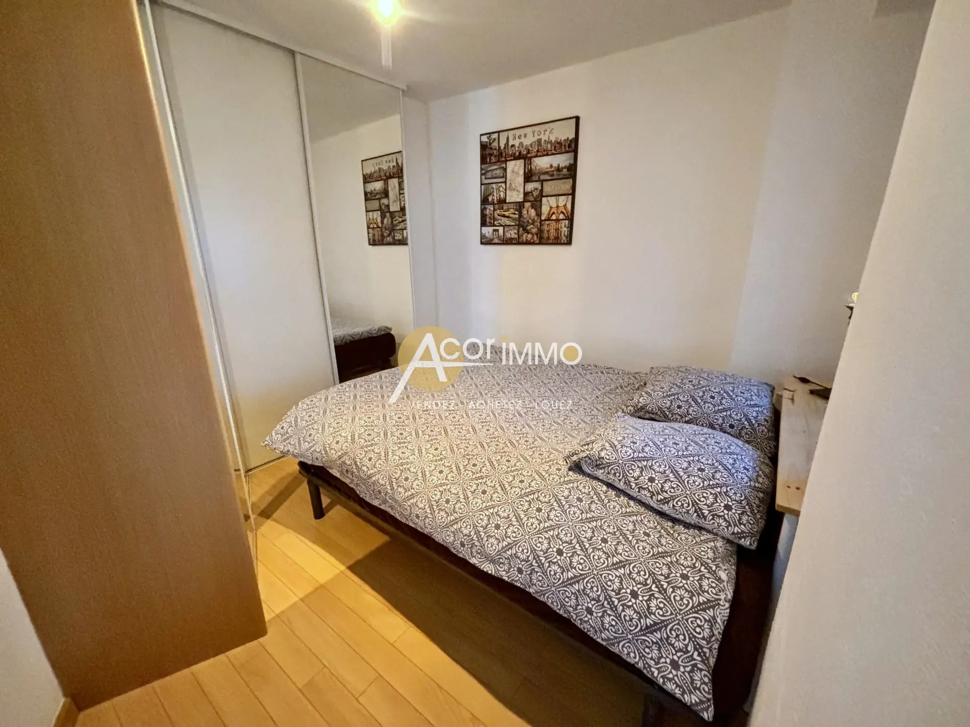 Appartement T2 rénové avec terrasse à Toulon Ouest sur les hauteurs de l'Escaillon 