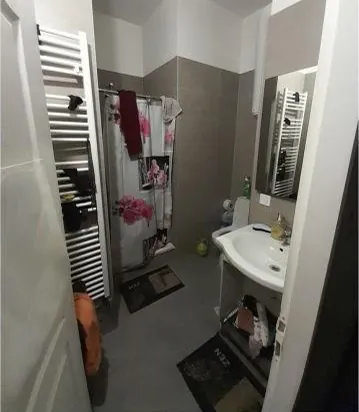 Appartement T2 à Marseille 1er arrondissement à vendre pour 60 000 euros 