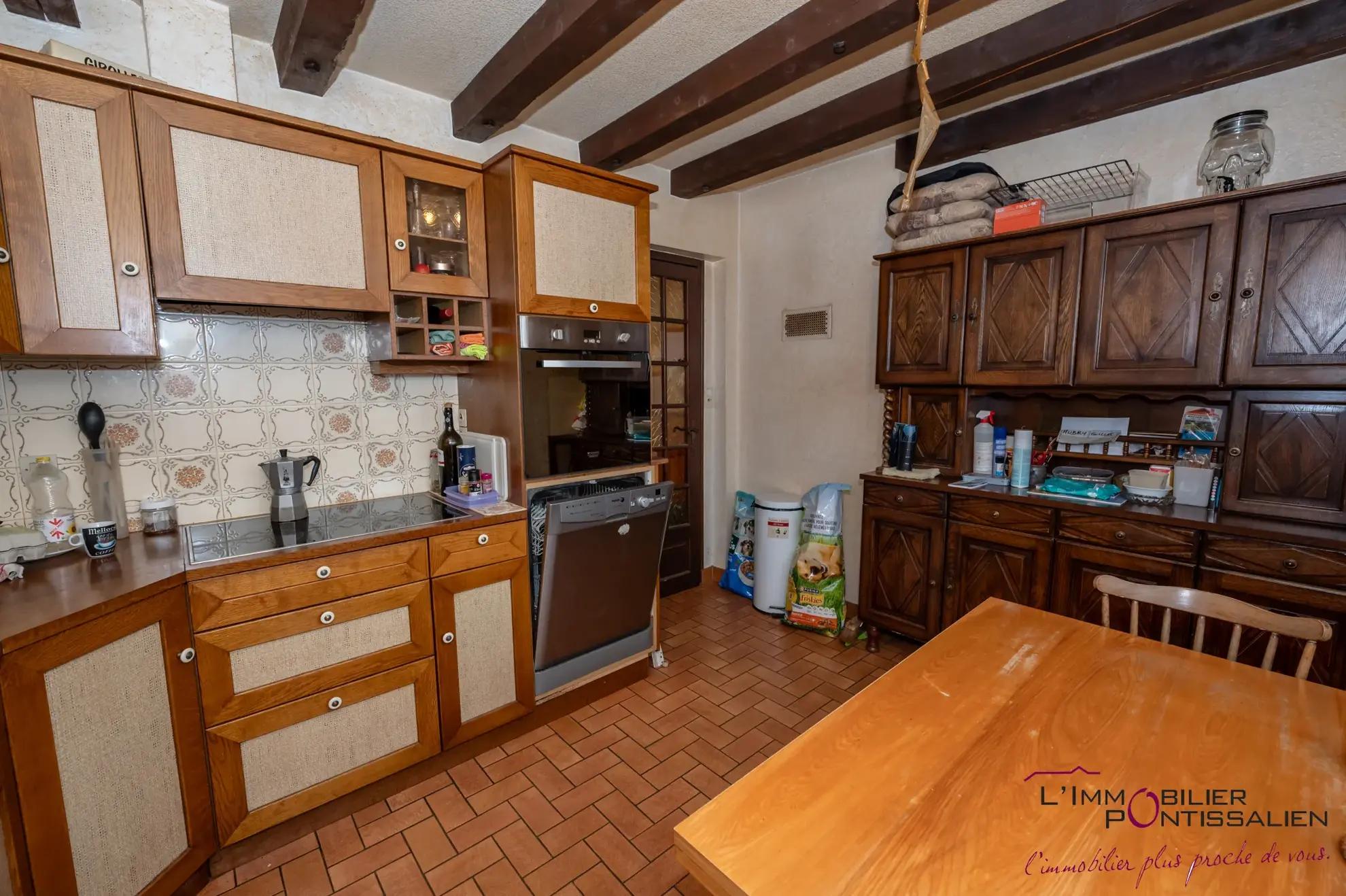 Maison familiale à La Riviere Drugeon proche Pontarlier avec terrain clos et garage 