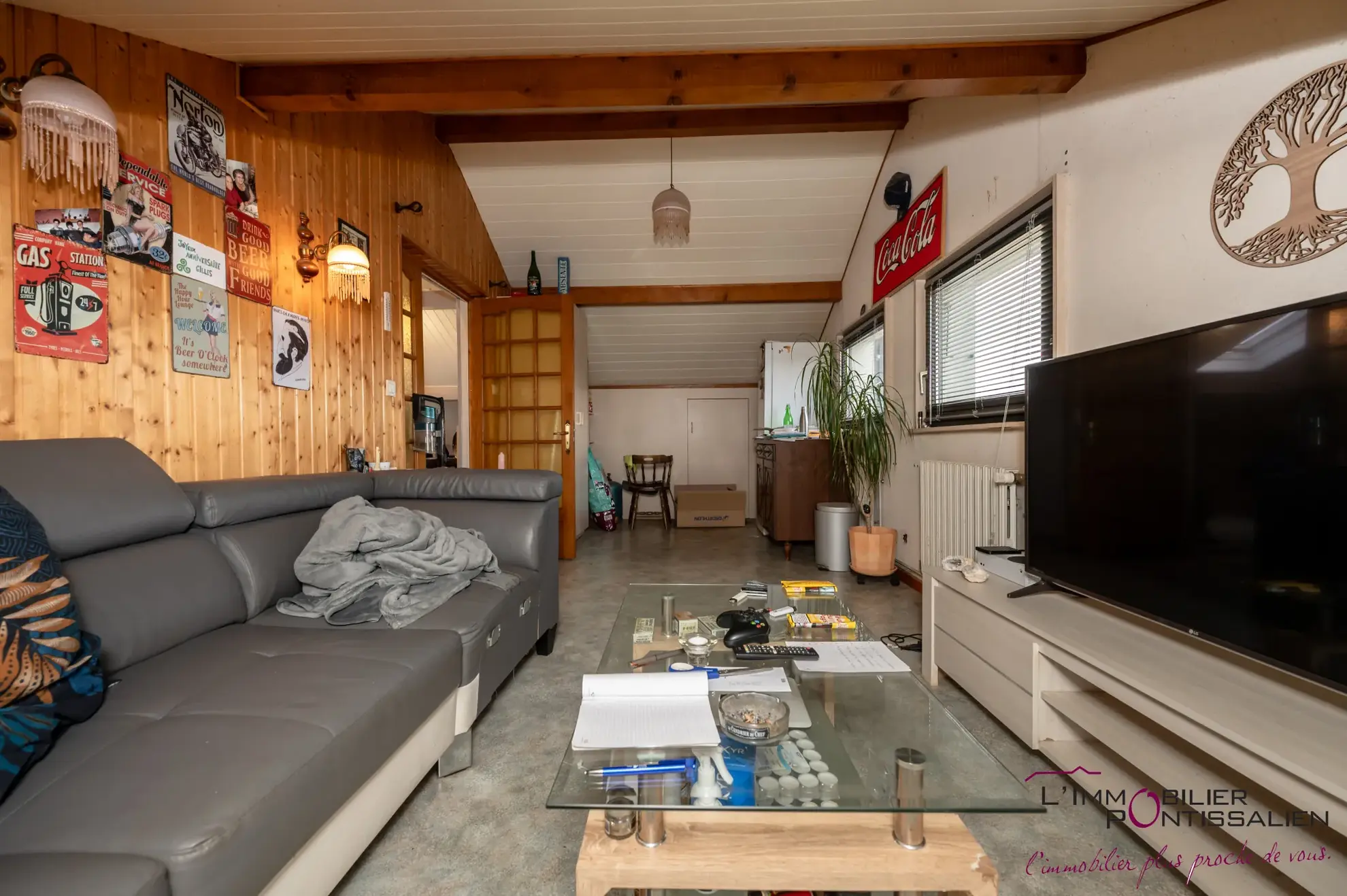 Maison familiale à La Riviere Drugeon proche Pontarlier avec terrain clos et garage 