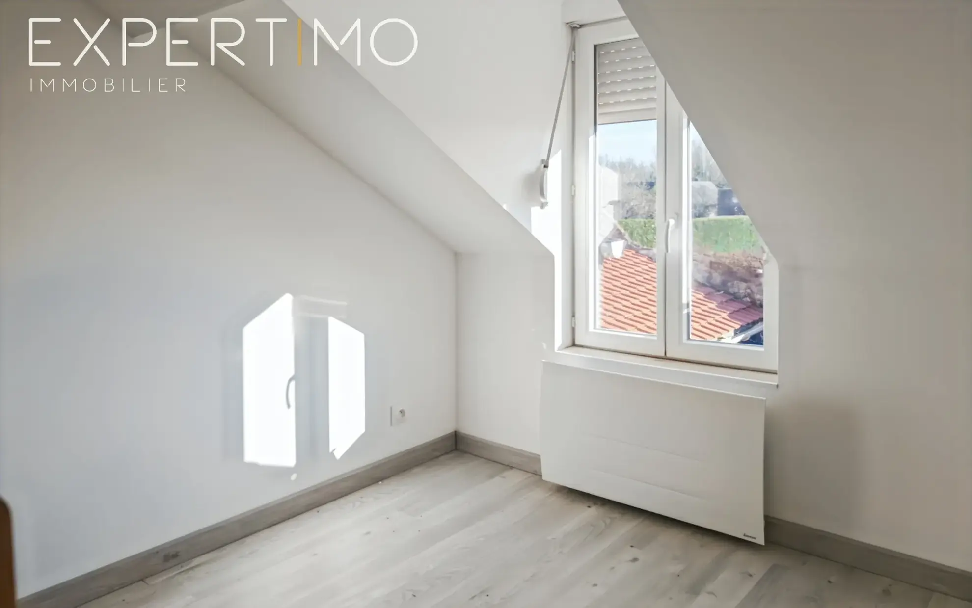 Maison rénovée de 48 m² avec terrasse en plein centre de Rue, Somme 