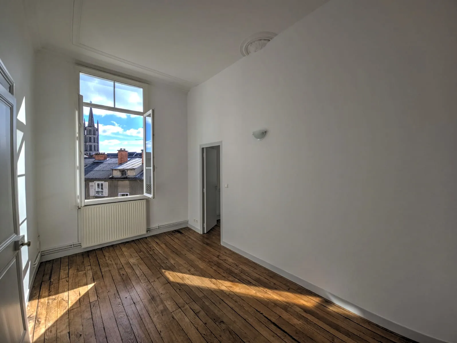 Appartement T2 lumineux et calme à Limoges, secteur des galeries 