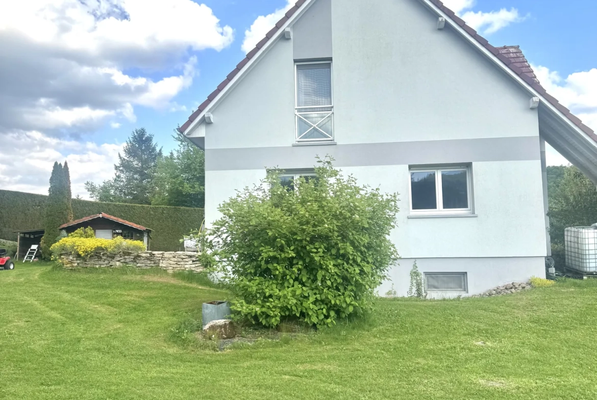 Maison 4 chambres avec terrasse et grand jardin proche Belfort 