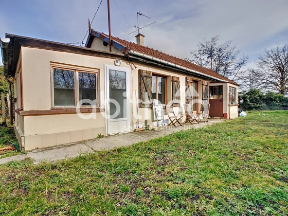 Maison à rénover de 55 m² avec grand terrain à Troyes – Opportunité d’investissement