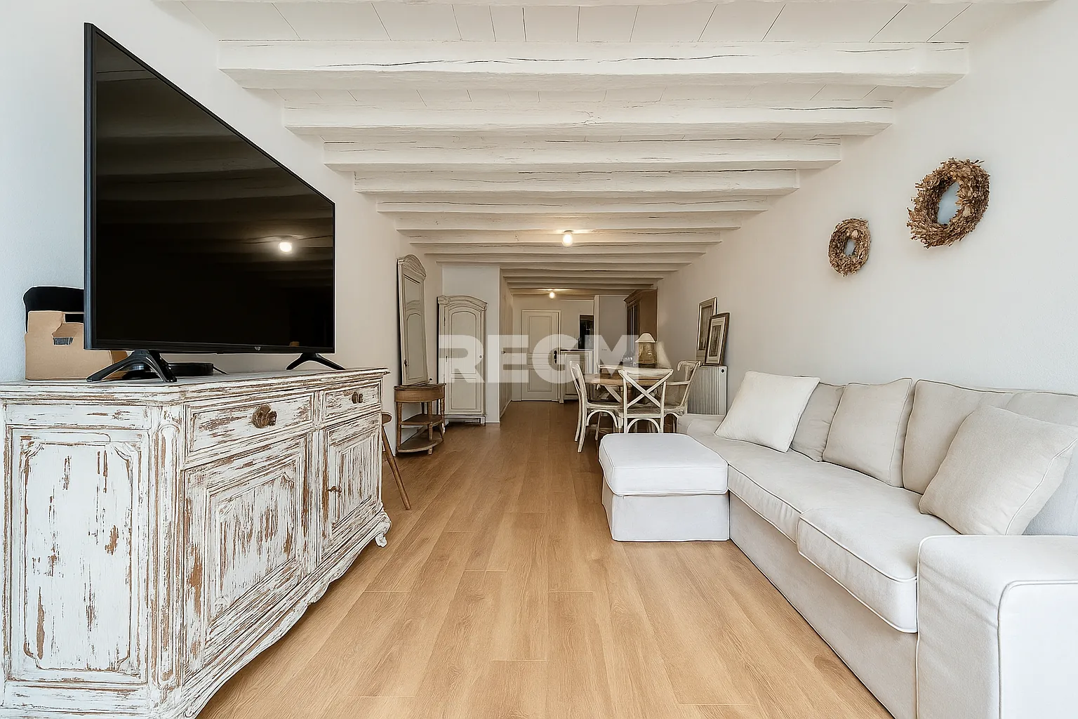 Bel appartement T3 rénové en rez-de-chaussée à Saumur - Centre-ville 