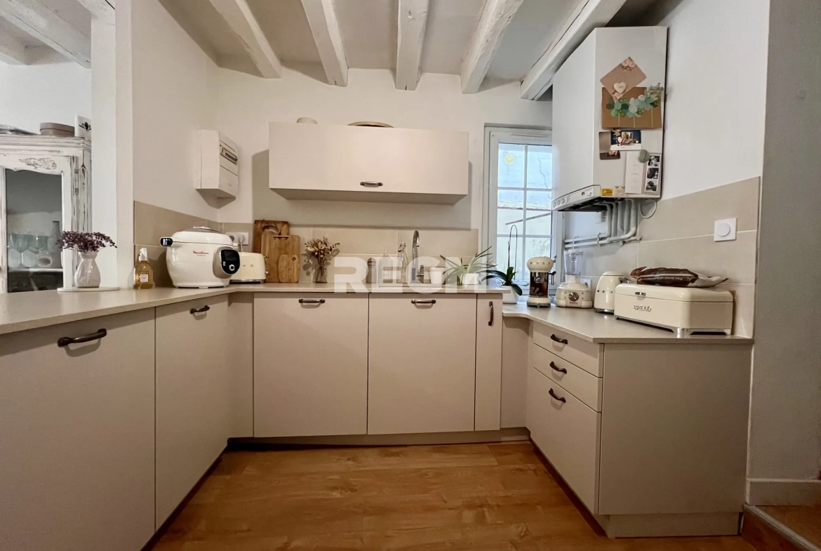 Bel appartement T3 rénové en rez-de-chaussée à Saumur - Centre-ville 