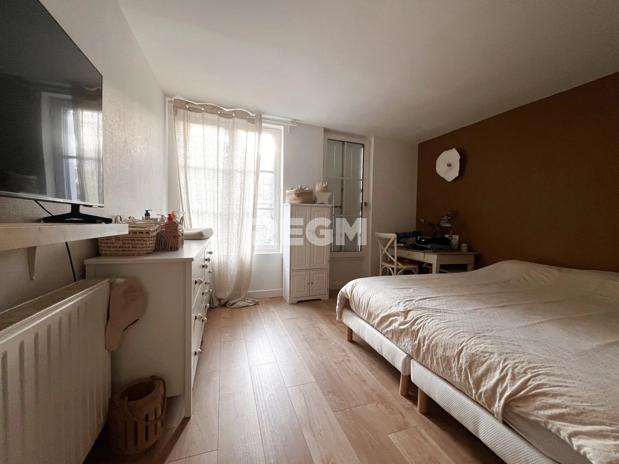 Bel appartement T3 rénové en rez-de-chaussée à Saumur - Centre-ville 