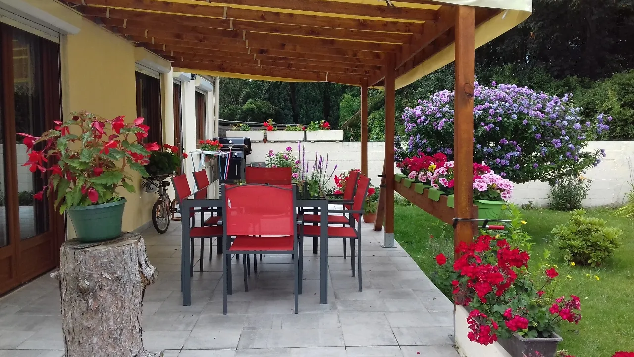 Belle maison de plain-pied de 150m² à Fouquieres-les-Lens avec jardin et garage 