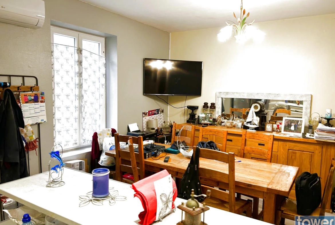 Belle maison en pierres avec studio, garage et terrasse à Dolus d'Oléron 