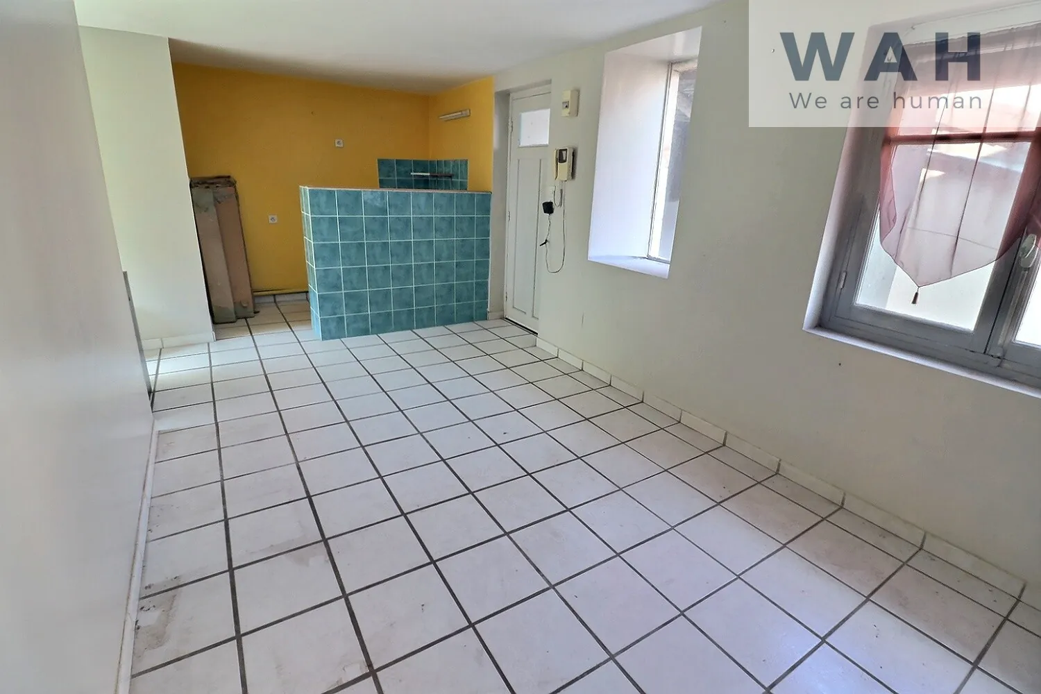 Achat appartement 2 pièces à Lodeve 34700 – Centre-ville, proximité commerces 