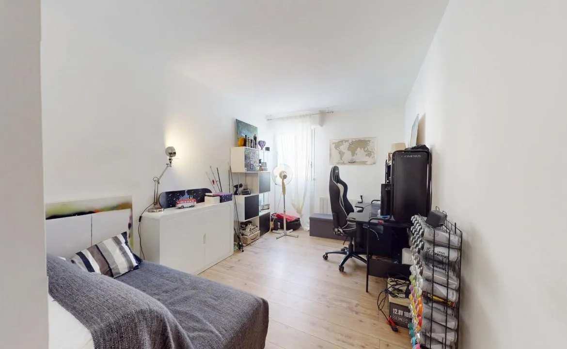 Appartement T3 rénové avec terrasse et parking à Montpellier 