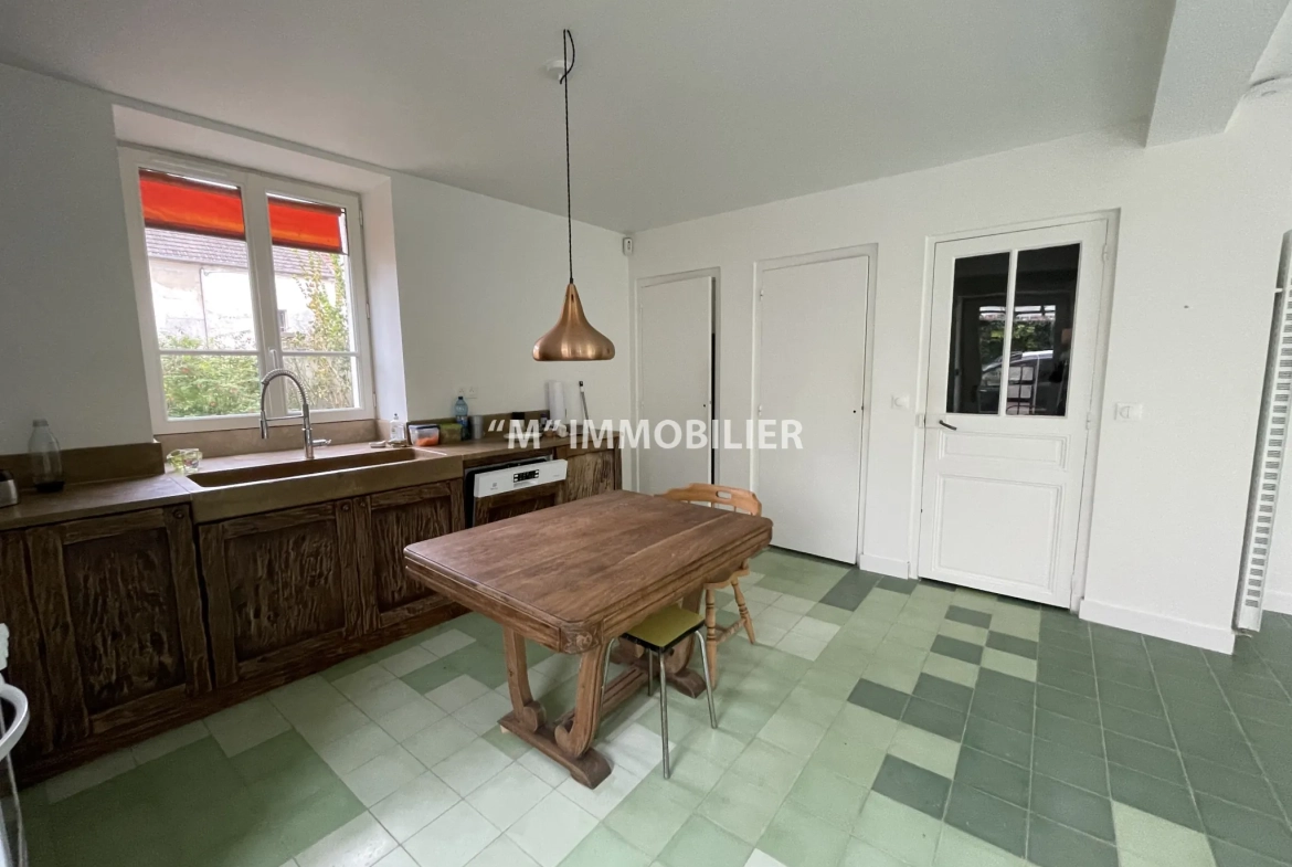 Maison rénovée avec jardin à Charly-sur-Marne à 5 min de la gare 