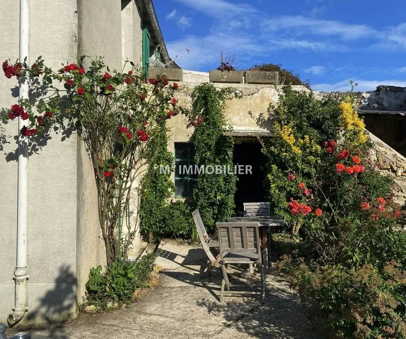 Maison rénovée avec jardin à Charly-sur-Marne à 5 min de la gare 