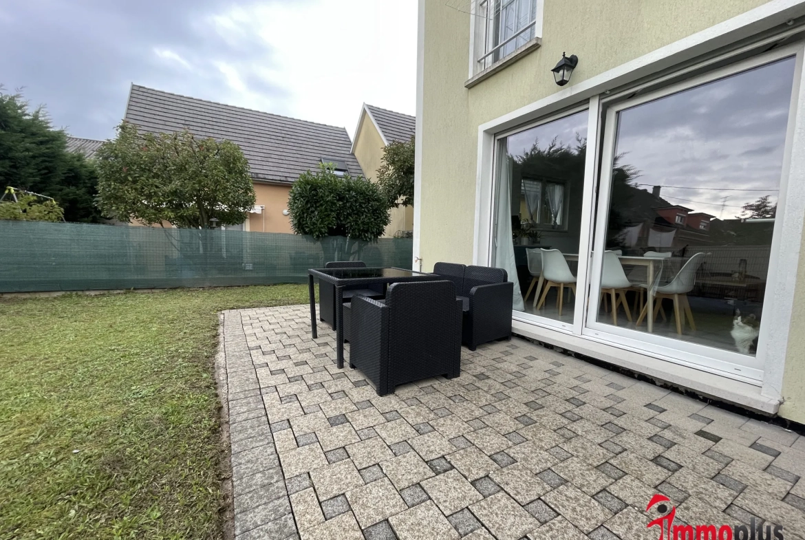 Maison mitoyenne à Pfastatt — 89,65 m², terrasse, jardin et parking privé 