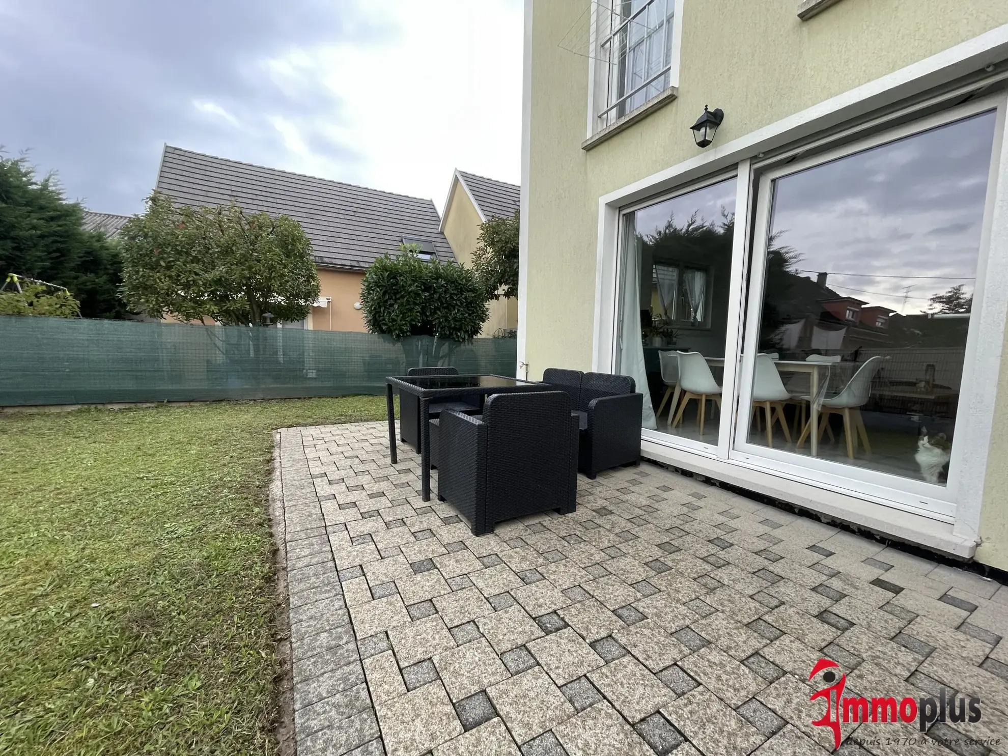 Maison mitoyenne à Pfastatt — 89,65 m², terrasse, jardin et parking privé 