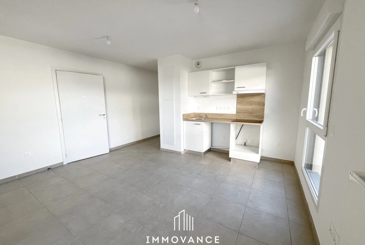 Appartement neuf 2 pièces à Castelnau-Le-Lez avec terrasse et parking 