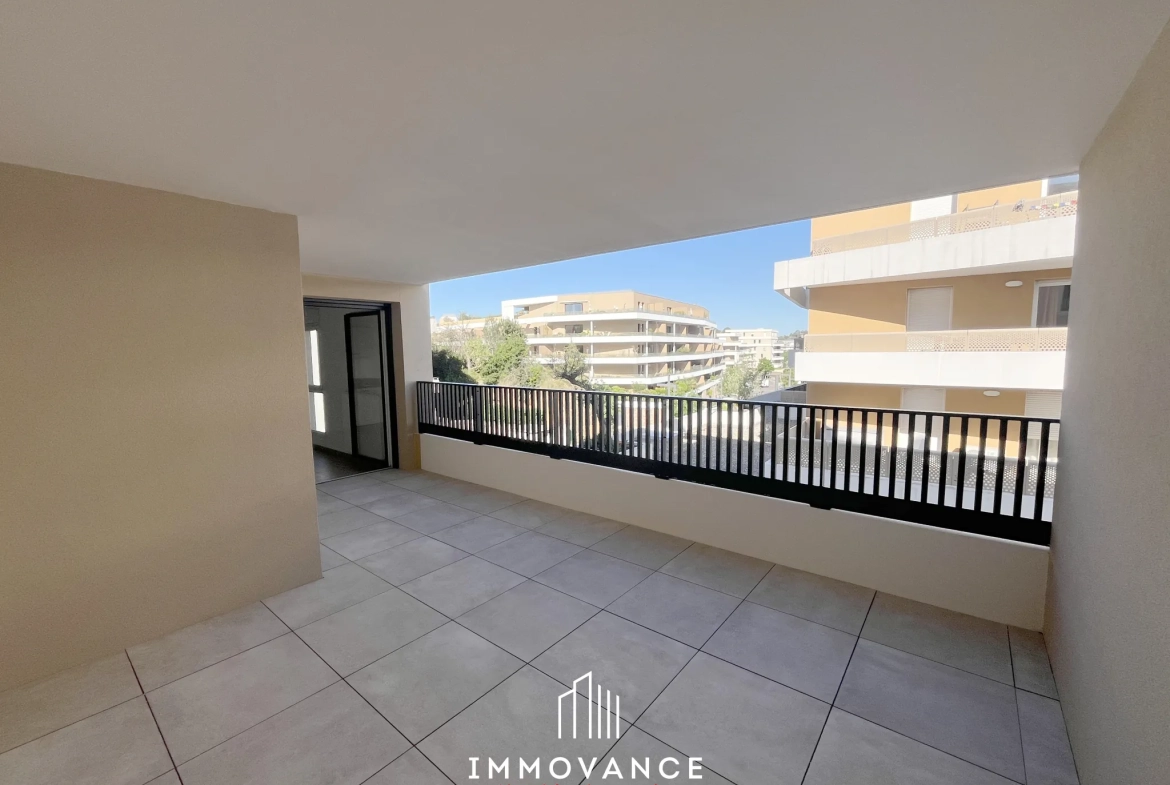 Appartement neuf 2 pièces à Castelnau-Le-Lez avec terrasse et parking 