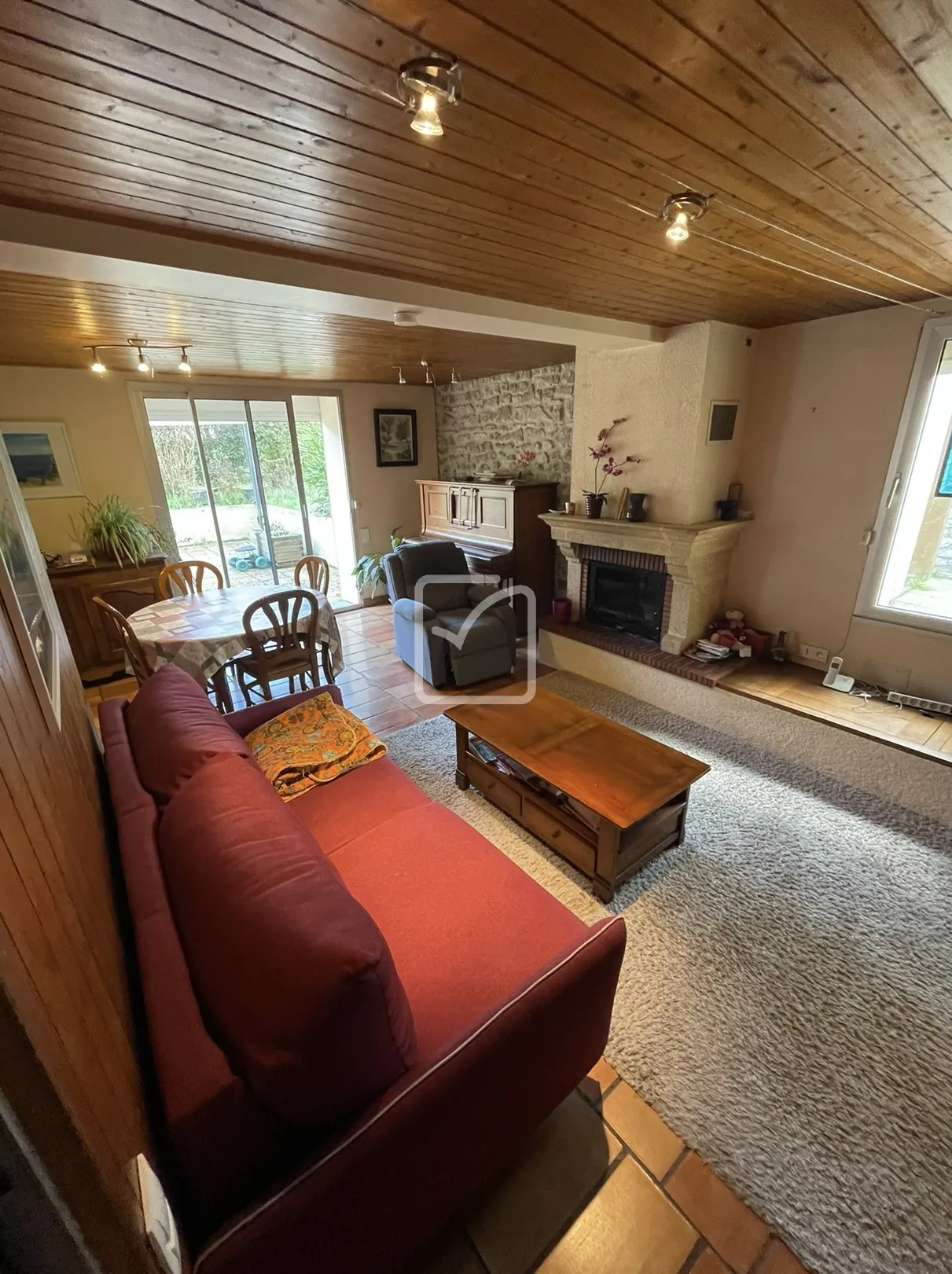 Belle maison de ville à Cahors avec jardin et garage, proche centre-ville 