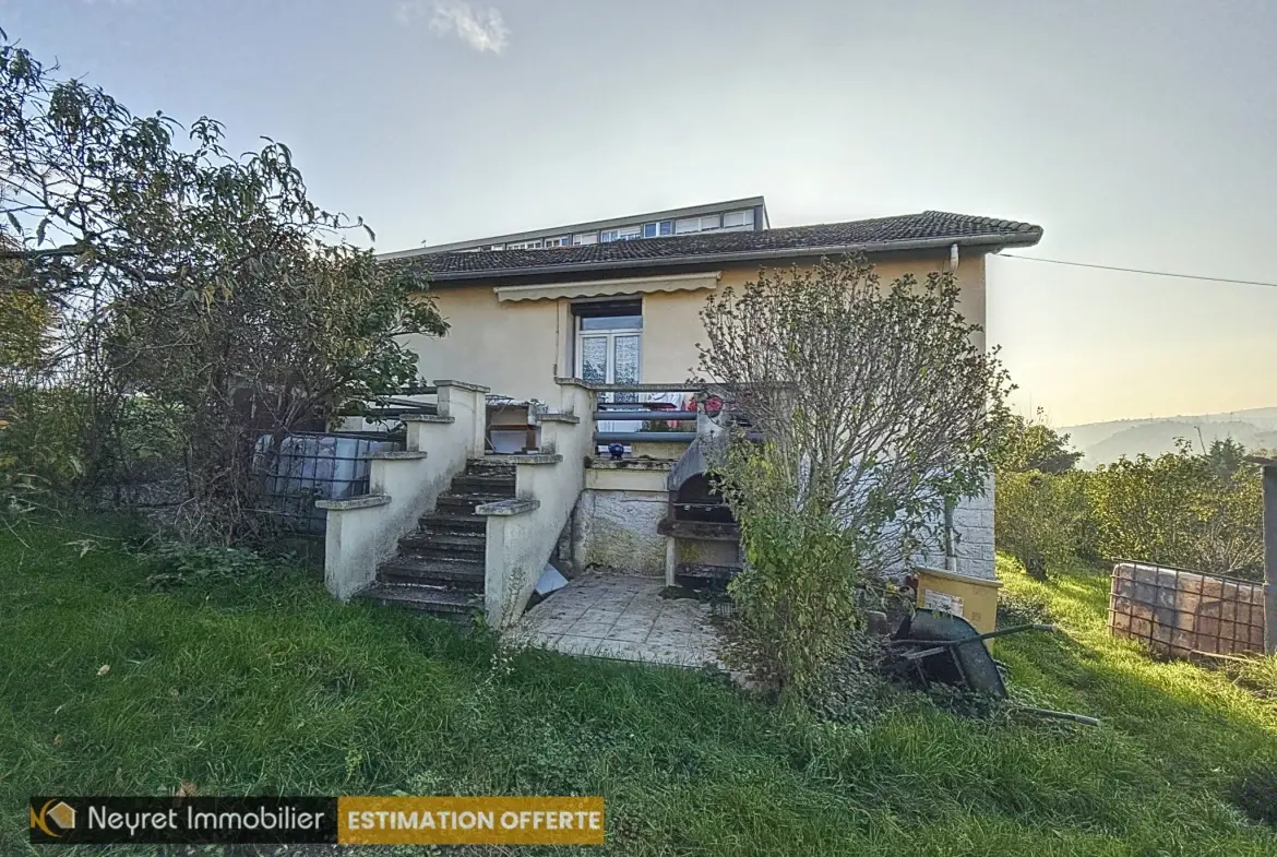 Maison de 152 m2 avec deux appartements à Rive de Gier – Grand Pont 