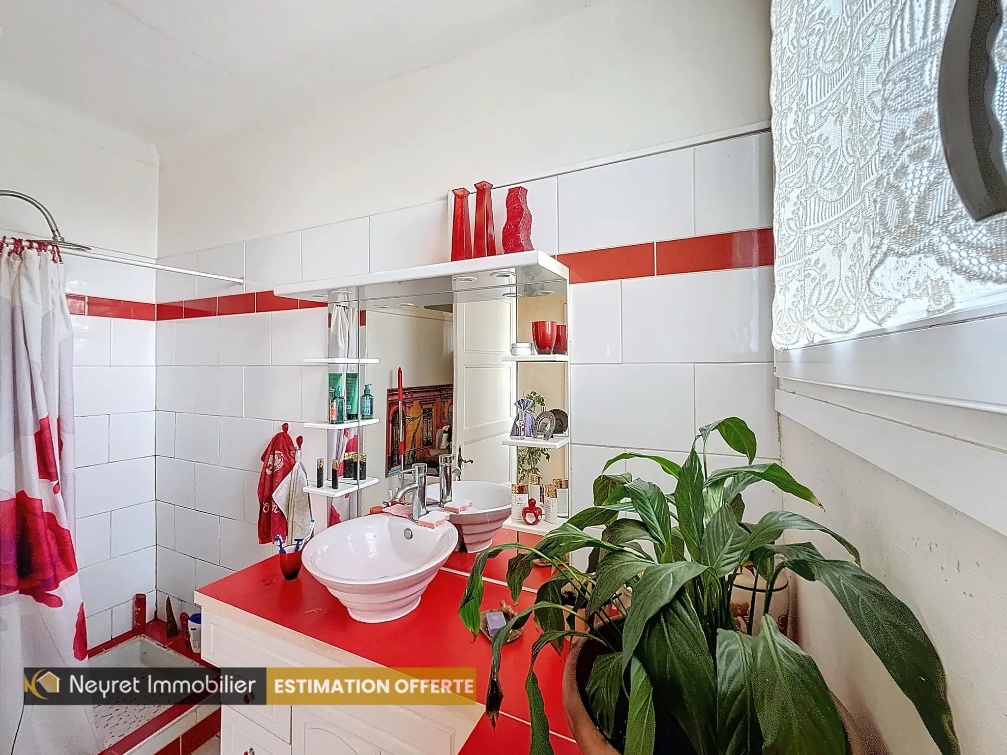 Maison de 152 m2 avec deux appartements à Rive de Gier – Grand Pont 