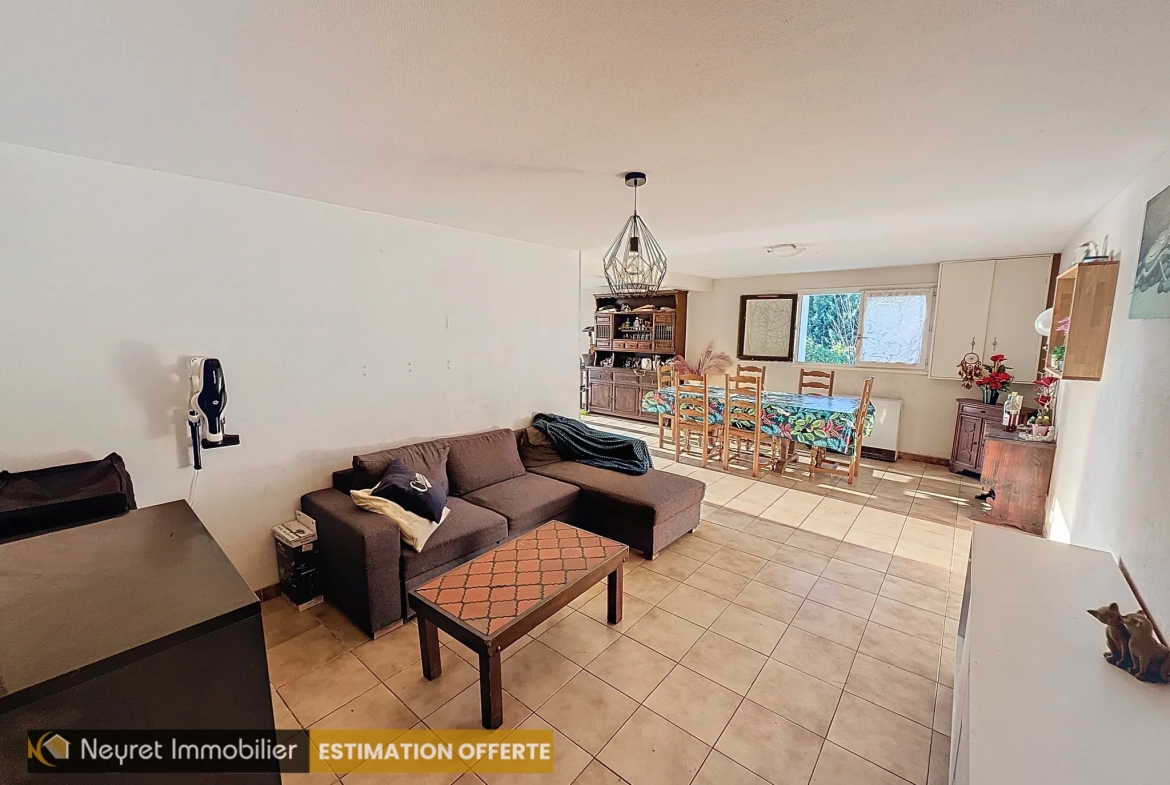 Maison de 152 m2 avec deux appartements à Rive de Gier – Grand Pont 