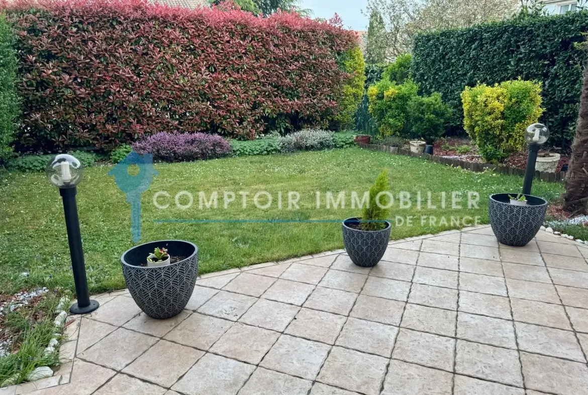 À vendre pavillon de 89 m² à Villabé, proche RER et écoles, jardin paysagé 