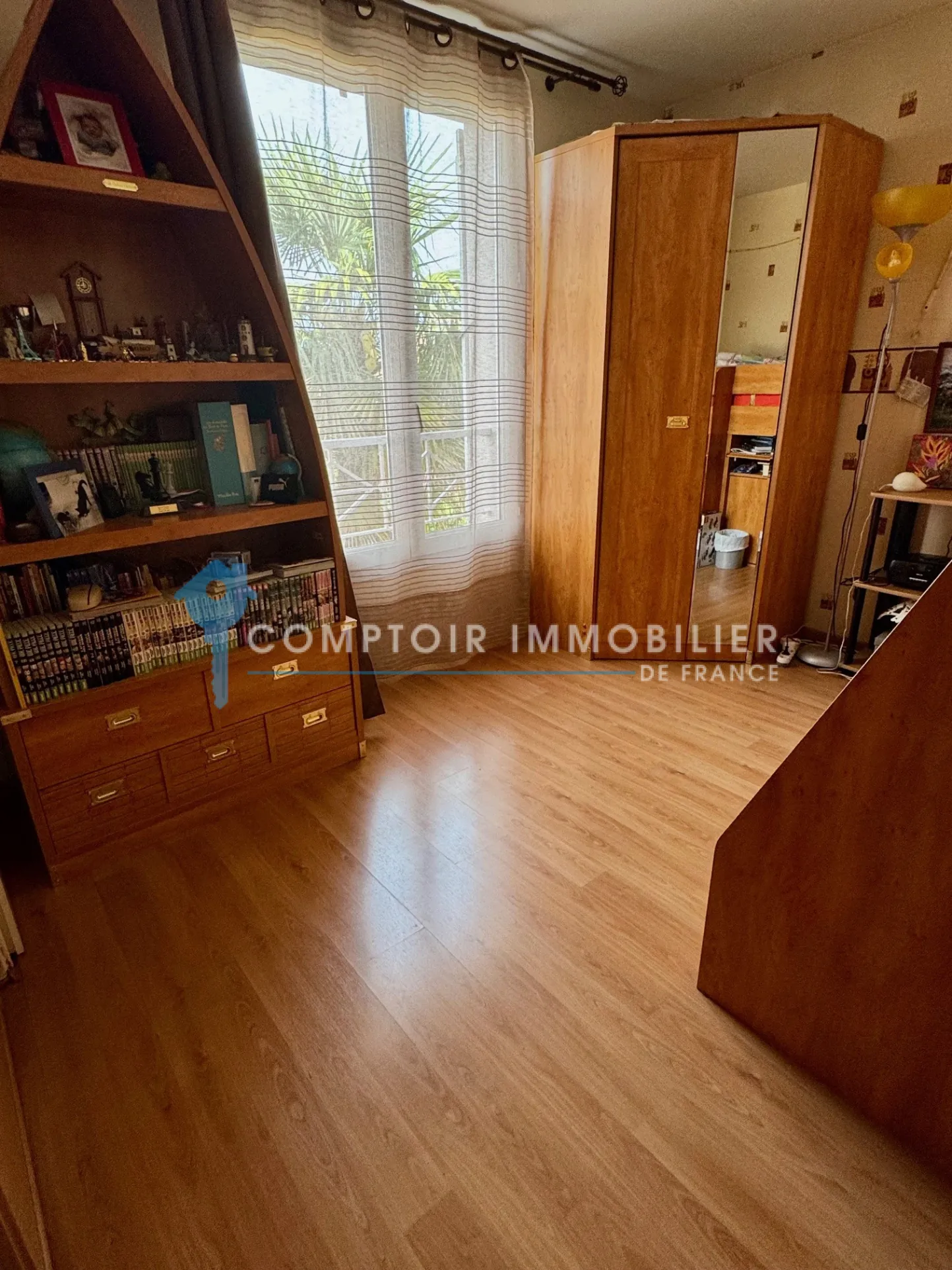 À vendre pavillon de 89 m² à Villabé, proche RER et écoles, jardin paysagé 