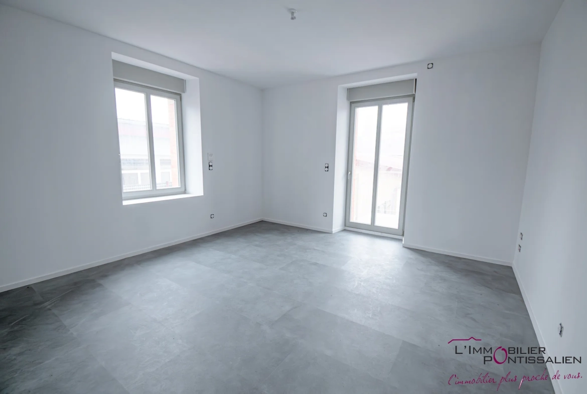 Appartement 2 pièces avec jardin et parking à La Cluse et Mijoux 