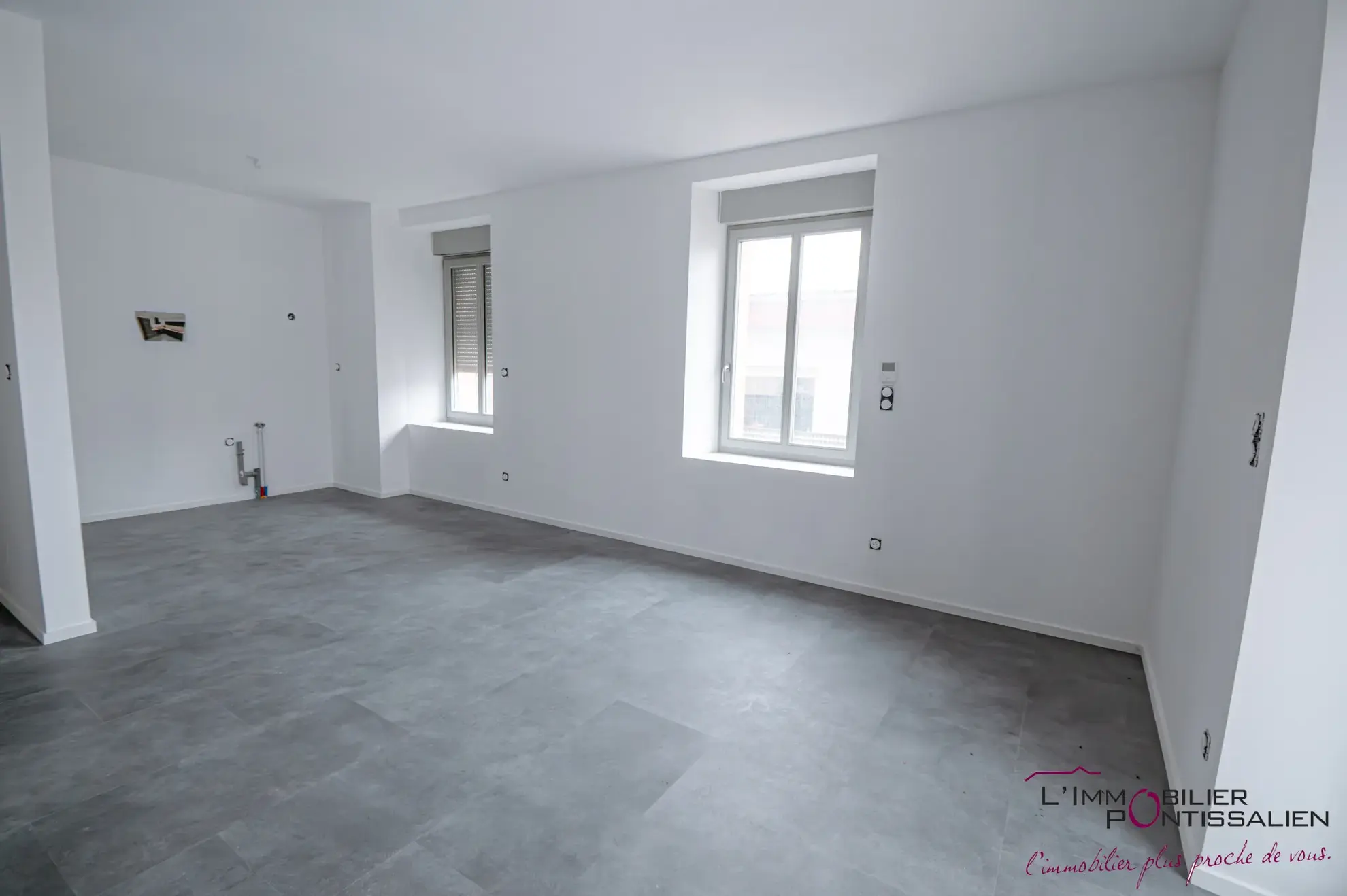 Appartement 2 pièces avec jardin et parking à La Cluse et Mijoux 