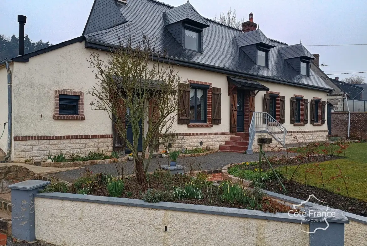 Maison individuelle avec terrain arboré et dépendances à Marfontaine, Aisne 