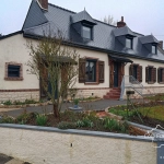 Maison individuelle avec terrain arboré et dépendances à Marfontaine, Aisne