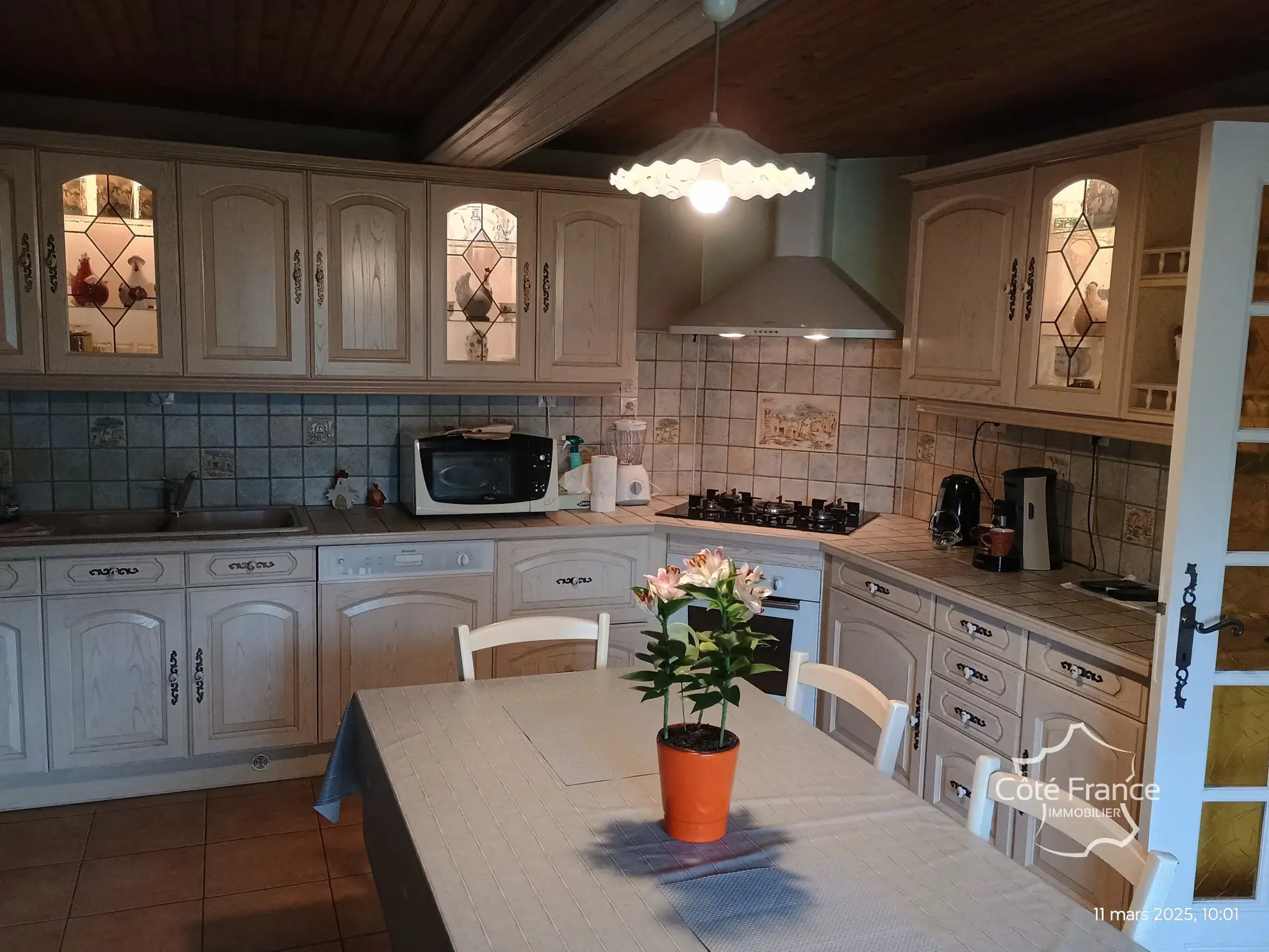 Maison individuelle avec terrain arboré et dépendances à Marfontaine, Aisne 