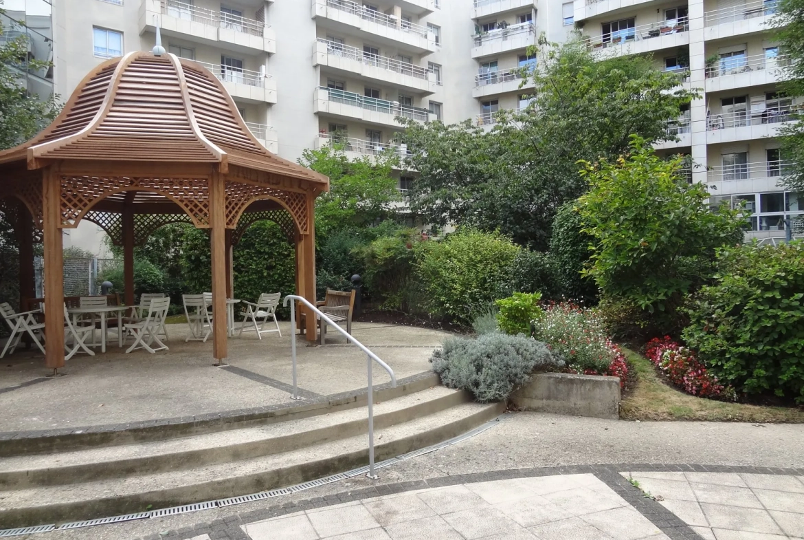 Appartement 2 pièces de 48 m² à Boulogne-Billancourt avec services haut de gamme 