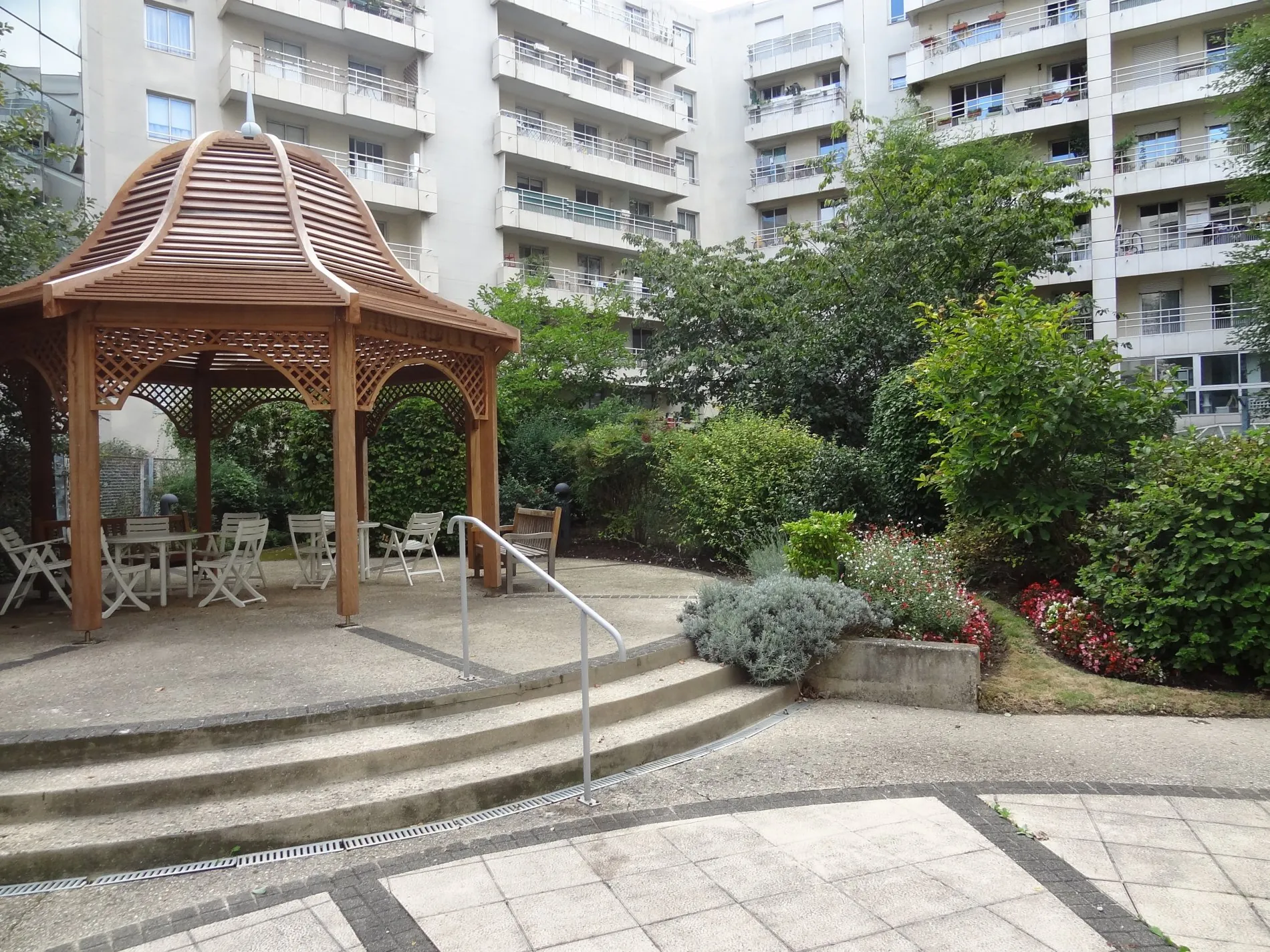 Appartement 2 pièces de 48 m² à Boulogne-Billancourt avec services haut de gamme 