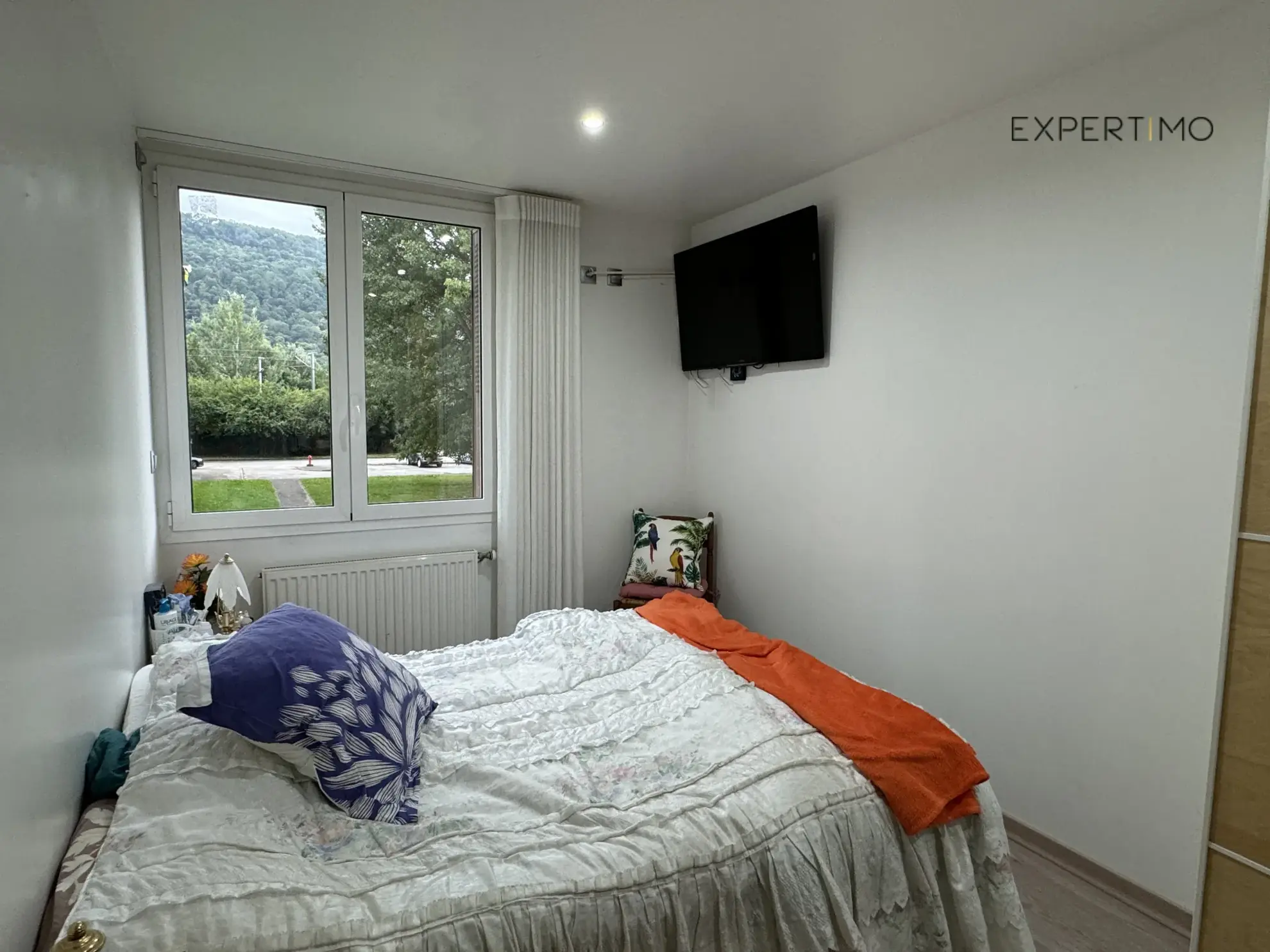 Appartement rénové de 65 m² à Saint Martin d'Hères avec balcon et garage en option 