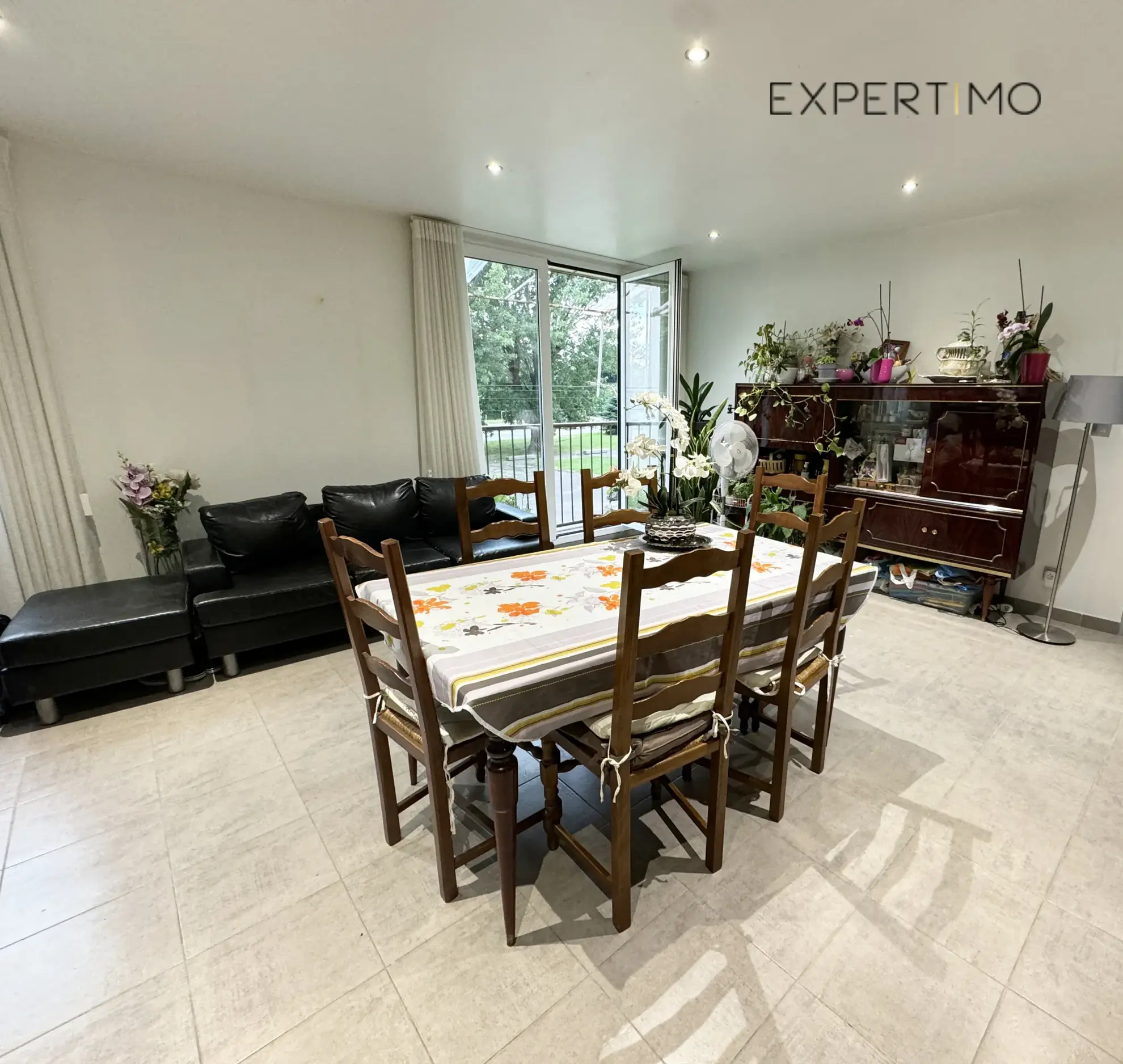 Appartement rénové de 65 m² à Saint Martin d'Hères avec balcon et garage en option 
