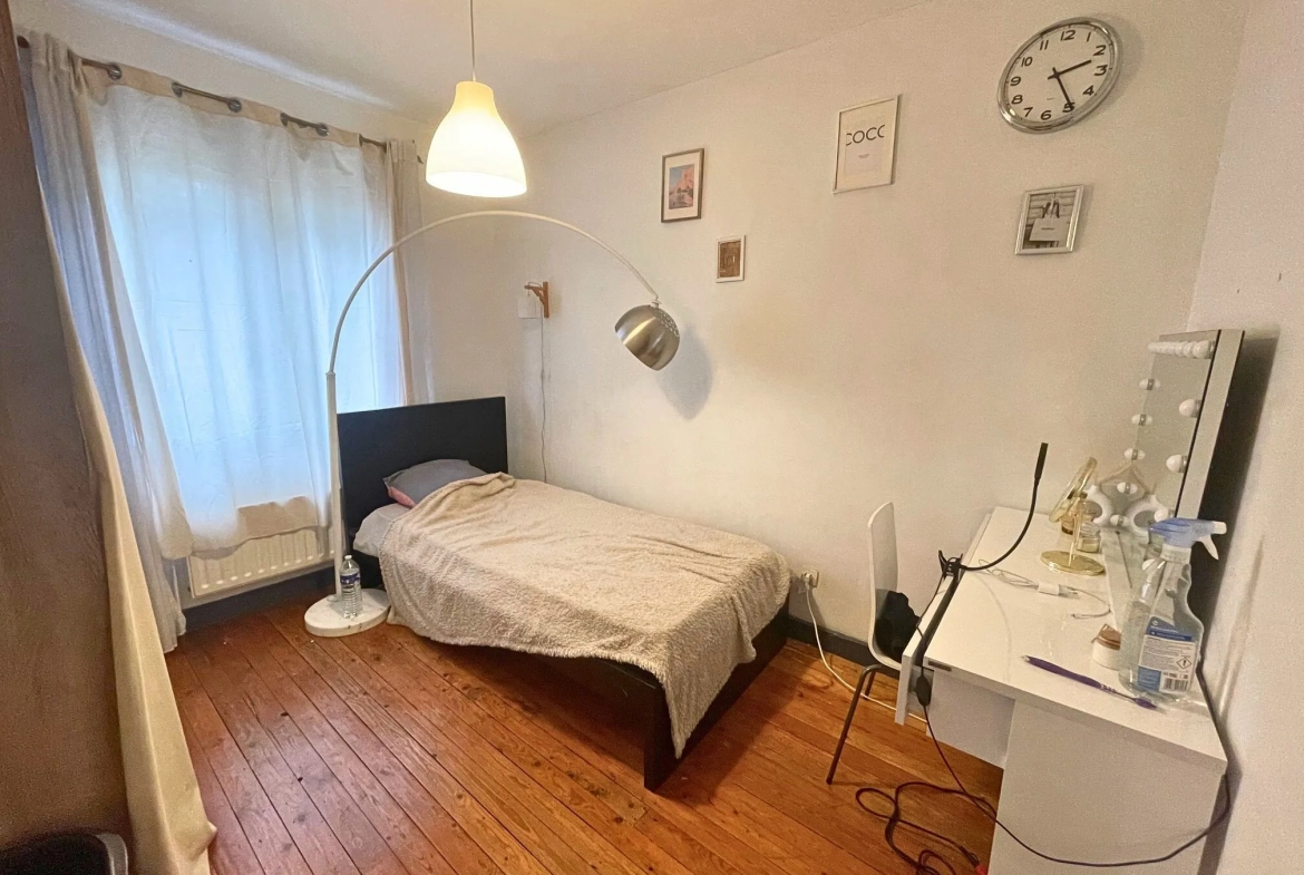 Maison 5 pièces à Roubaix avec jardin, garage et terrasse – secteur recherché 