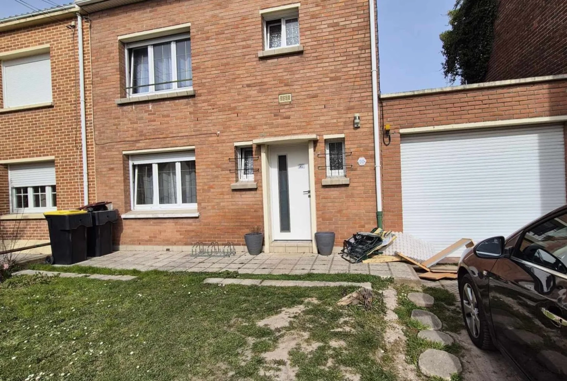 Maison semi plain-pied avec 4 chambres, jardin et garage à Estevelles 