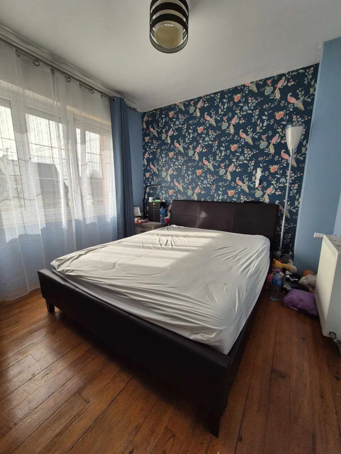 Maison semi plain-pied avec 4 chambres, jardin et garage à Estevelles 