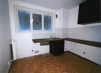 Appartement T4 à Neuilly-sur-Marne en vente aux enchères - 87 m² avec parking 