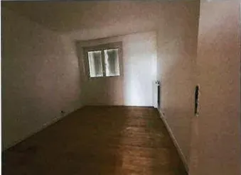 Appartement T4 à Neuilly-sur-Marne en vente aux enchères - 87 m² avec parking 