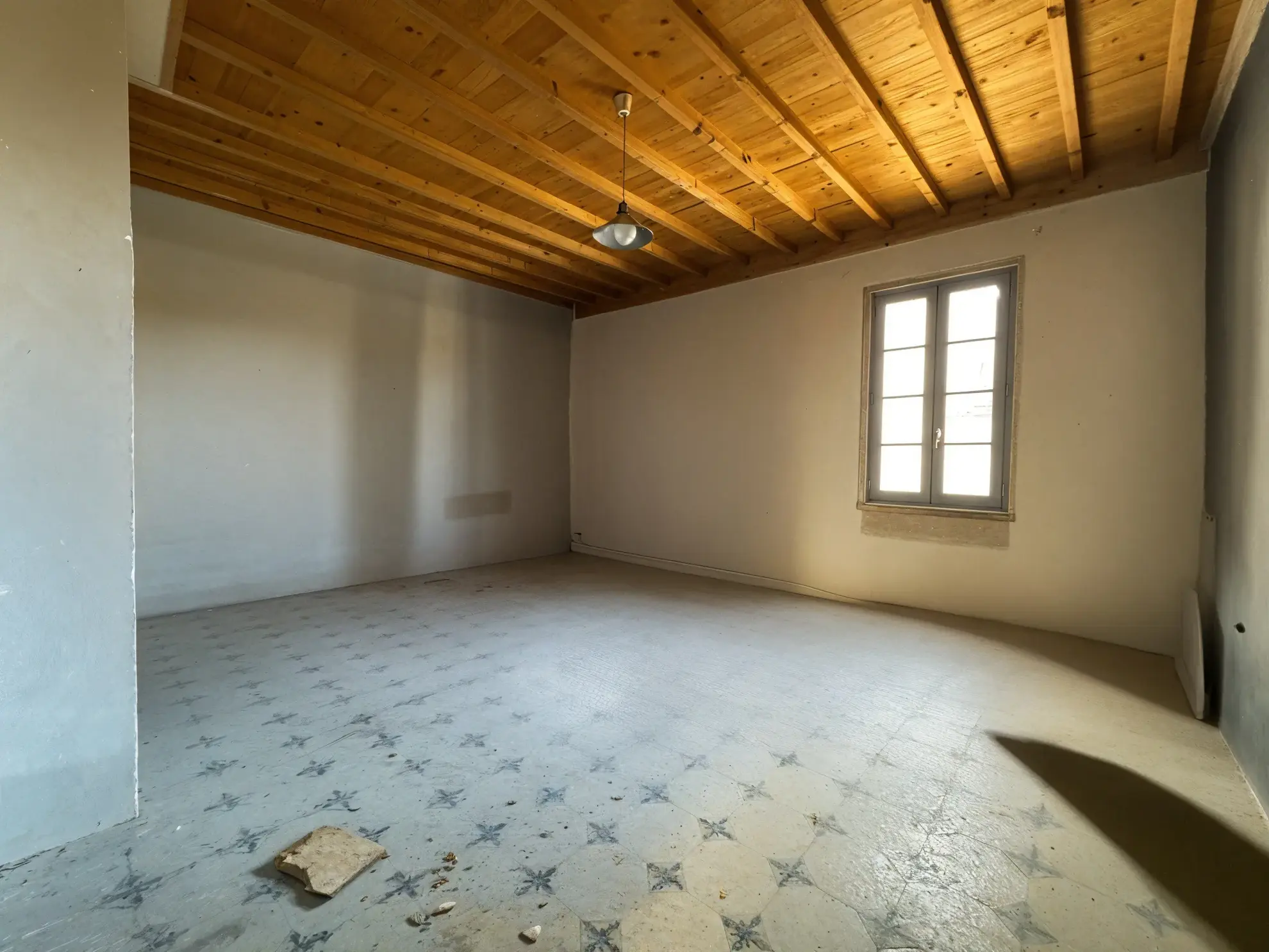Duplex de charme de 150 m² à Sommières avec jardin et parking au cœur de l’hyper-centre 